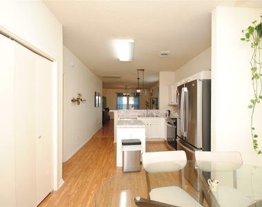 6363 Provident Green Drive - Photo Thumbnail 11