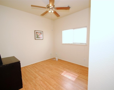 6363 Provident Green Drive - Photo Thumbnail 22