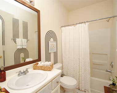 6363 Provident Green Drive - Photo Thumbnail 26