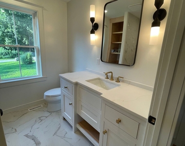 15 Brook Street - Photo Thumbnail 20