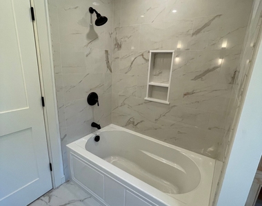 15 Brook Street - Photo Thumbnail 21
