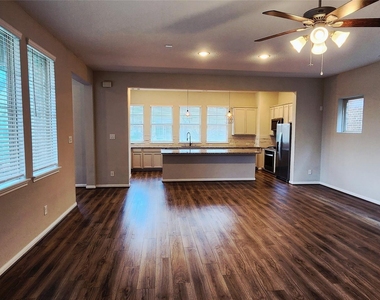 9523 Caddo Ridge Lane - Photo Thumbnail 11