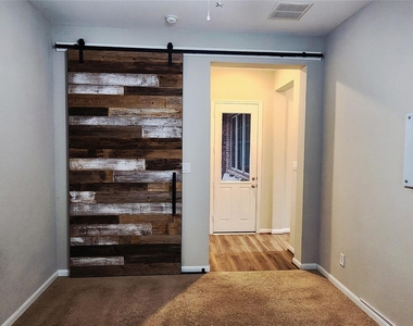 9523 Caddo Ridge Lane - Photo Thumbnail 15