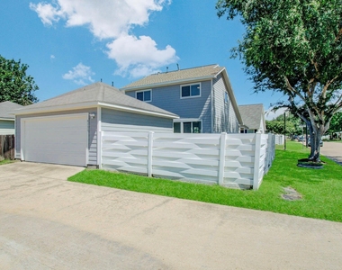 6117 Settlers Square Lane - Photo Thumbnail 36