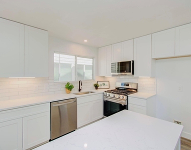 6117 Settlers Square Lane - Photo Thumbnail 20
