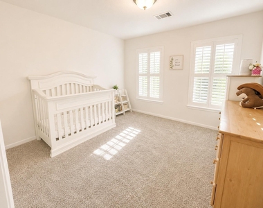 2123 Shadow Park Drive - Photo Thumbnail 10