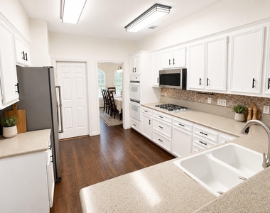 2123 Shadow Park Drive - Photo Thumbnail 3