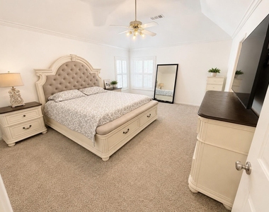 2123 Shadow Park Drive - Photo Thumbnail 8