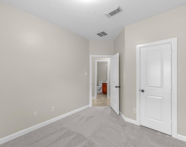4014 Pinecrest Hollow - Photo Thumbnail 27