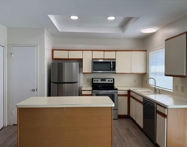 2930 Grants Lake Boulevard - Photo Thumbnail 8