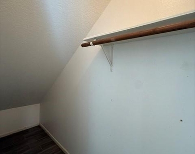 2930 Grants Lake Boulevard - Photo Thumbnail 9