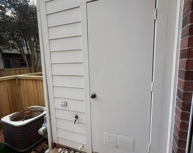 2930 Grants Lake Boulevard - Photo Thumbnail 28