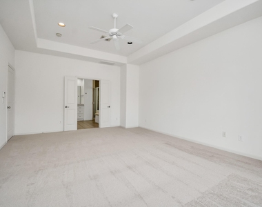 5815 Lacy Street - Photo Thumbnail 13