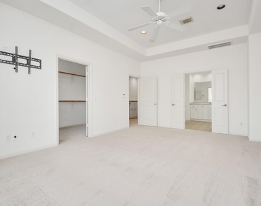 5815 Lacy Street - Photo Thumbnail 14