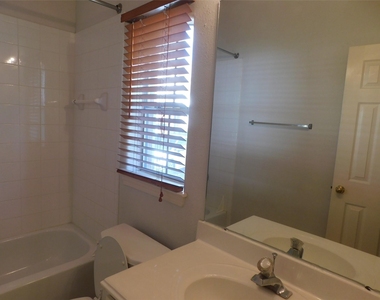 2710 Grants Lake Blvd - Photo Thumbnail 29