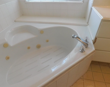 2710 Grants Lake Blvd - Photo Thumbnail 15