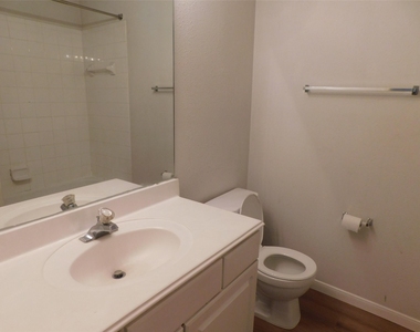 2710 Grants Lake Blvd - Photo Thumbnail 19