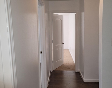 5103 Willow Glen Drive - Photo Thumbnail 14