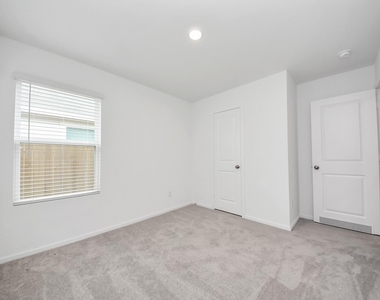 21310 Newberry Grove Lane - Photo Thumbnail 23