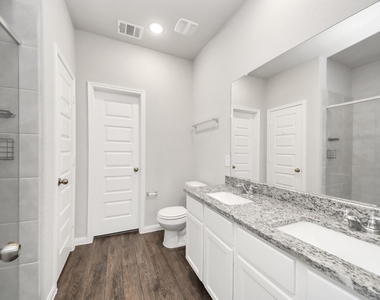 13820 Diamondback Drive - Photo Thumbnail 14