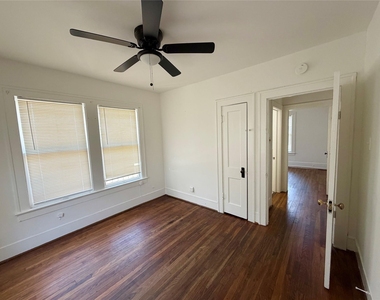 1125 Usener Street - Photo Thumbnail 11