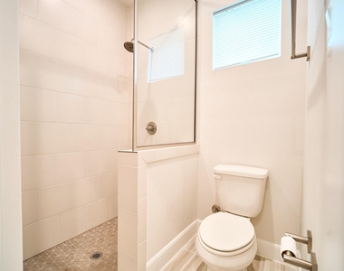 2802 Grand Fountains Drive - Photo Thumbnail 6