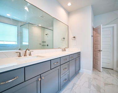 2802 Grand Fountains Drive - Photo Thumbnail 30