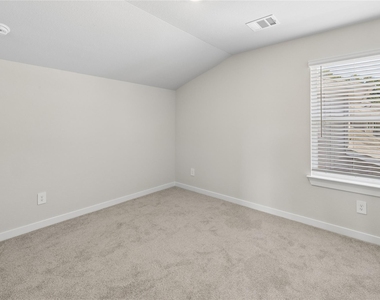 6816 Hart Oak Dr - Photo Thumbnail 8