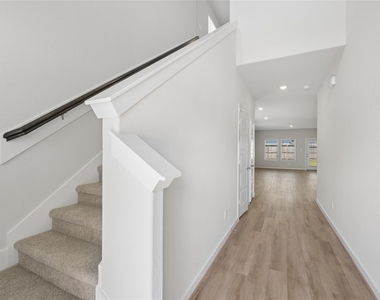 6816 Hart Oak Dr - Photo Thumbnail 1