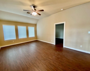 25503 Lockspur Drive - Photo Thumbnail 22