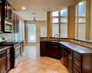 25503 Lockspur Drive - Photo Thumbnail 10