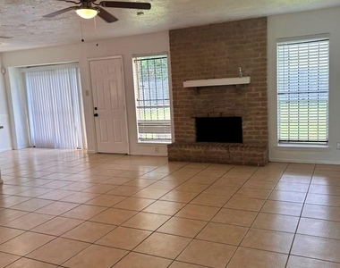 6514 Summer Ridge Drive - Photo Thumbnail 13