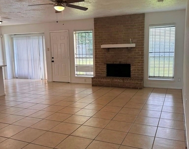 6514 Summer Ridge Drive - Photo Thumbnail 14