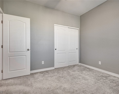 12321 Silvana Street - Photo Thumbnail 47