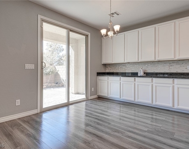 12321 Silvana Street - Photo Thumbnail 11