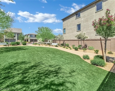 7805 Bethel Height Lane - Photo Thumbnail 14