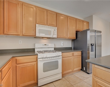 4345 Haven Point Avenue - Photo Thumbnail 20