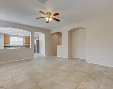 4345 Haven Point Avenue - Photo Thumbnail 9