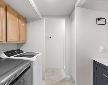 3537 Mercury Street - Photo Thumbnail 10