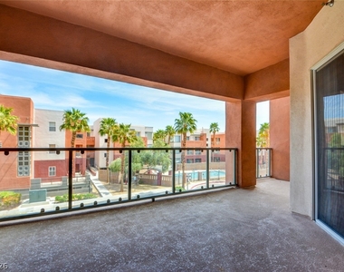 55 E Agate Avenue - Photo Thumbnail 15