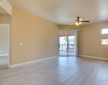 55 E Agate Avenue - Photo Thumbnail 4