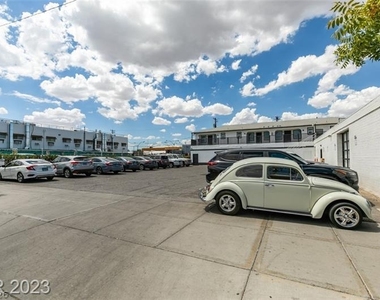 1116 S Casino Center Boulevard - Photo Thumbnail 30