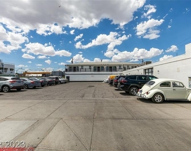 1116 S Casino Center Boulevard - Photo Thumbnail 31