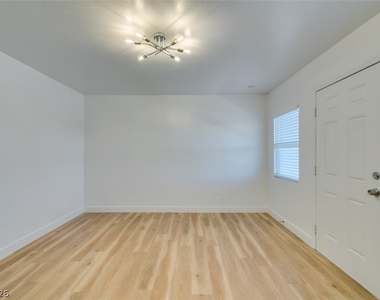 1116 S Casino Center Boulevard - Photo Thumbnail 10