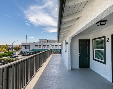 1116 S Casino Center Boulevard - Photo Thumbnail 5