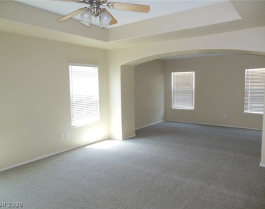 6249 Whispering Creek Street - Photo Thumbnail 9