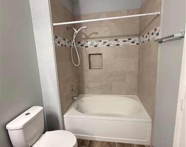 9050 W Warm Springs Road - Photo Thumbnail 8