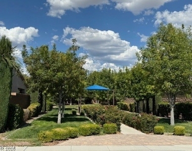 4317 Via Gallo Court - Photo Thumbnail 36