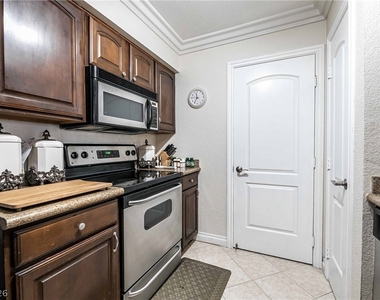 8101 W Flamingo Road - Photo Thumbnail 16
