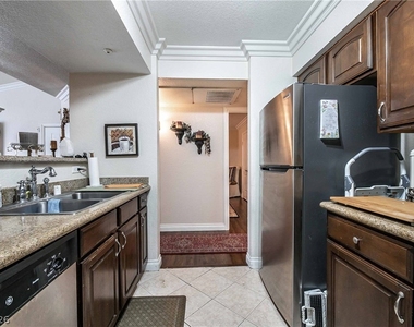 8101 W Flamingo Road - Photo Thumbnail 17
